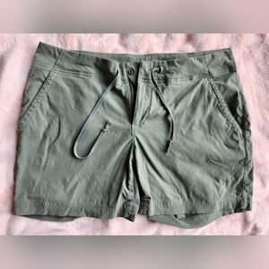 Columbia Shorts